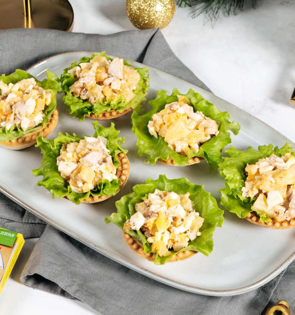 Салат из курицы с ананасами в хрустящих тарталетках, рецепт с фото