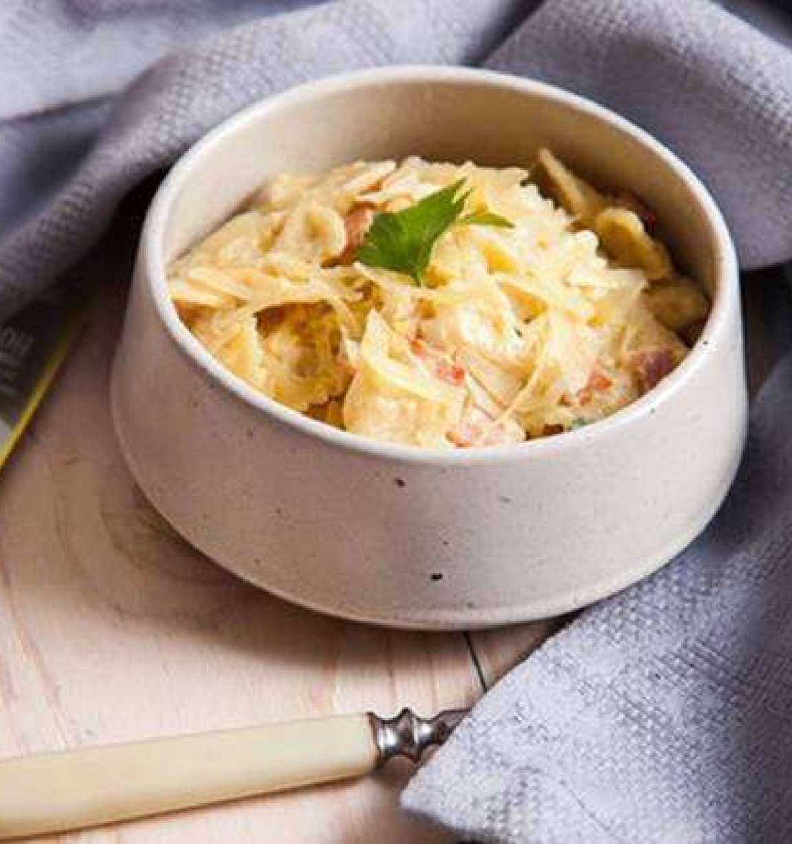Фарфалле с ветчиной в сливочносырном соусе — рецепт с фото от Maggi.ru Фарфалле с ветчиной в сливочносырном соусе — рецепт с фото от Maggi.ru