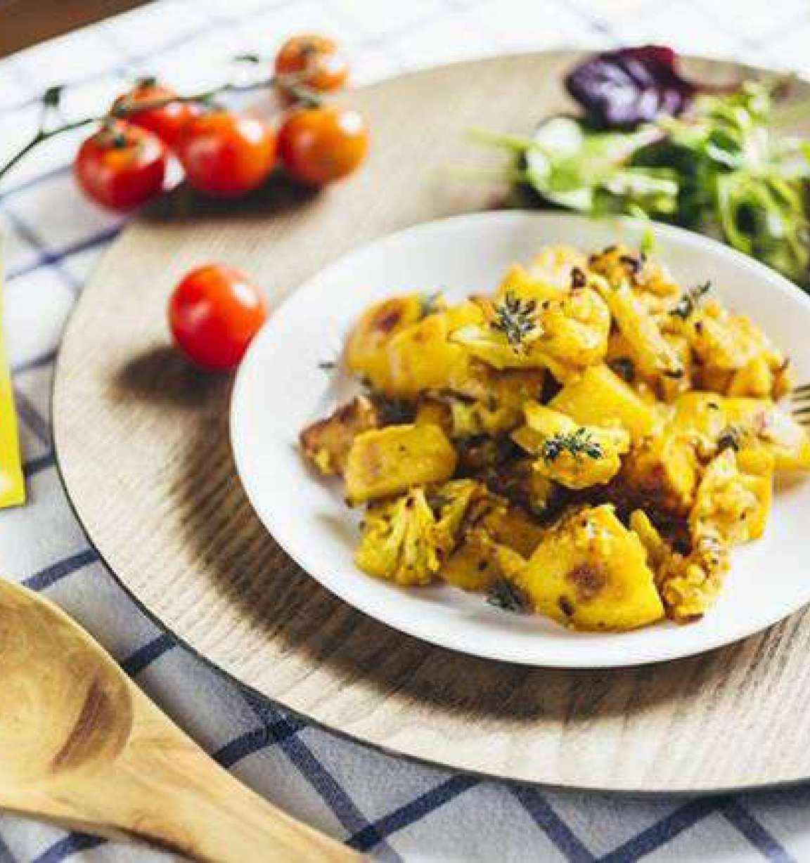 Быстрое карри из цветной капусты с картофелем, пошаговый рецепт с фото Быстрое карри из цветной капусты с картофелем, пошаговый рецепт с фото