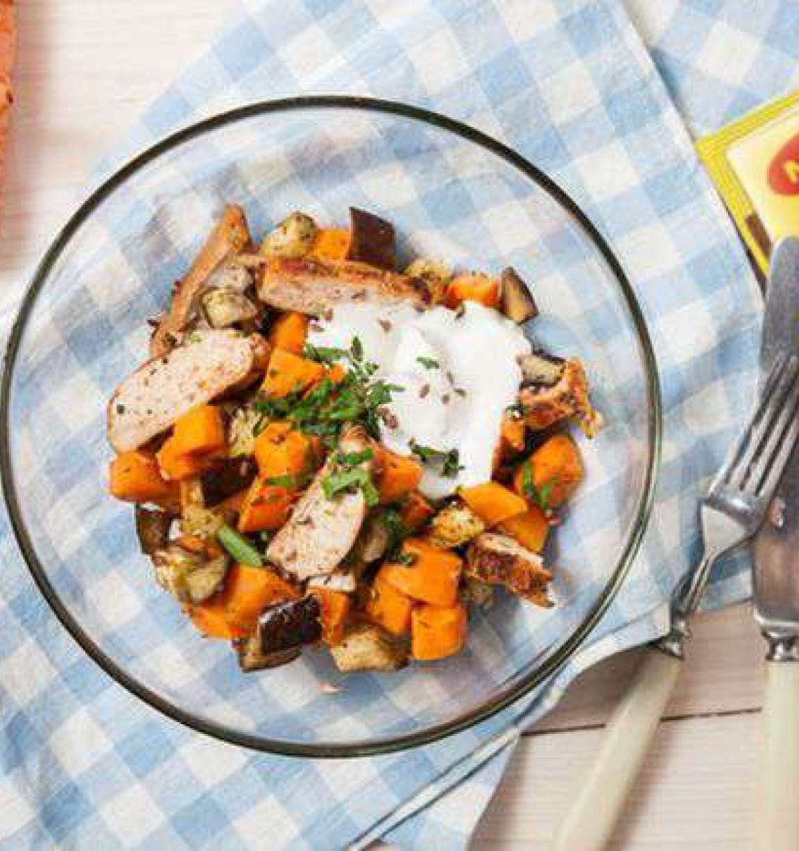 Салат с куриной грудкой и запеченными овощами, пошаговый рецепт с фото