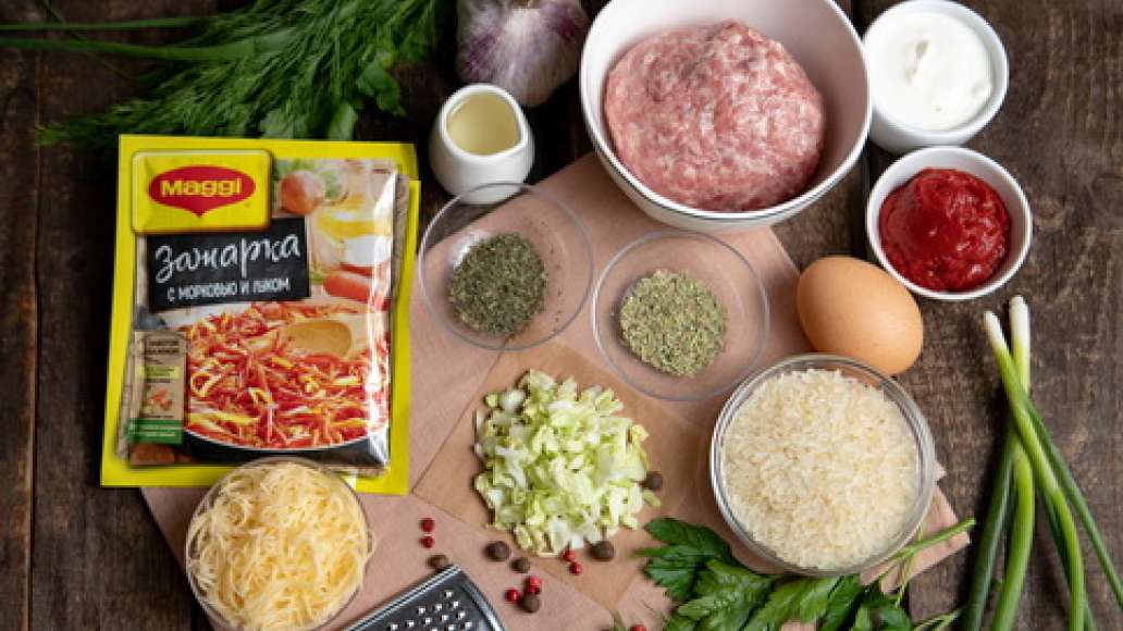 Шаг 1 - Голубцы ленивые на противне из курицы с сыром
