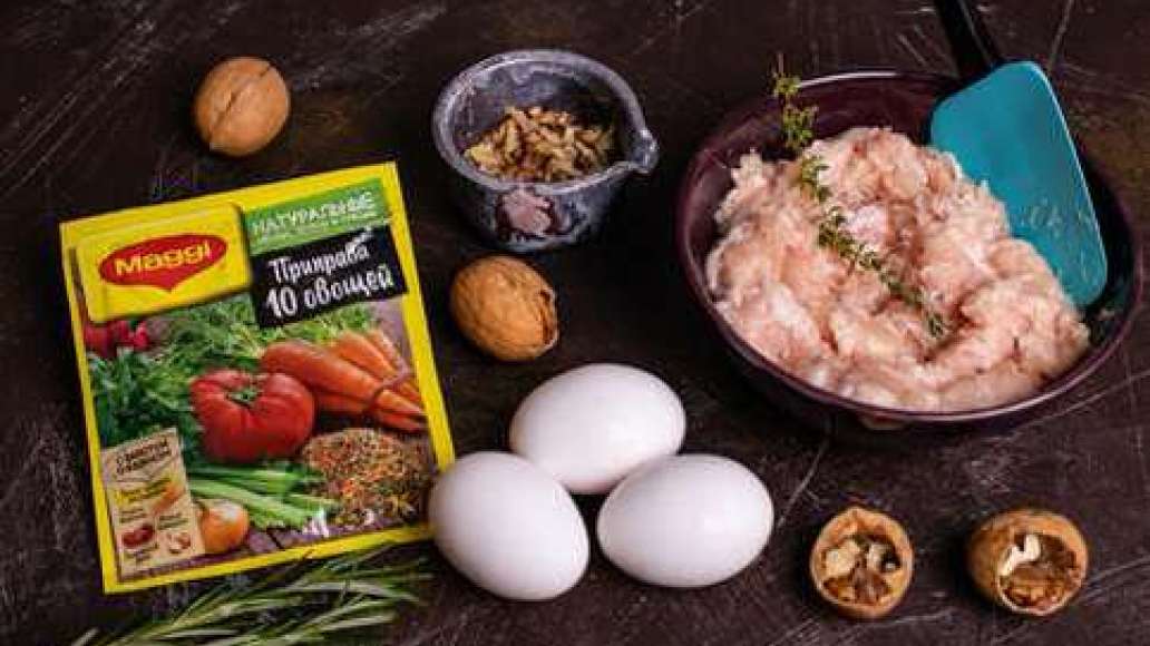 Шаг 1 - Мясной рулет из куриного фарша с яйцом домашний