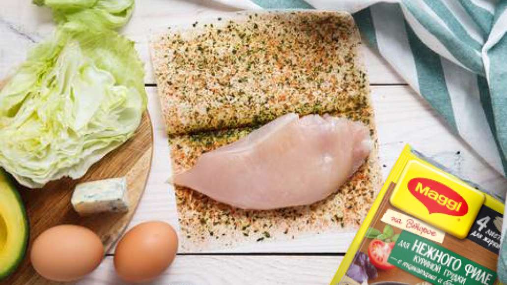 Шаг 1 - Салат с курицей и голубым сыром