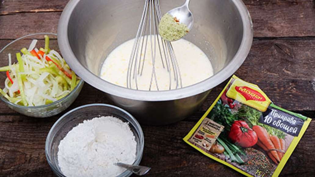 Шаг 2 - Вкусный заливной пирог с капустой на кефире