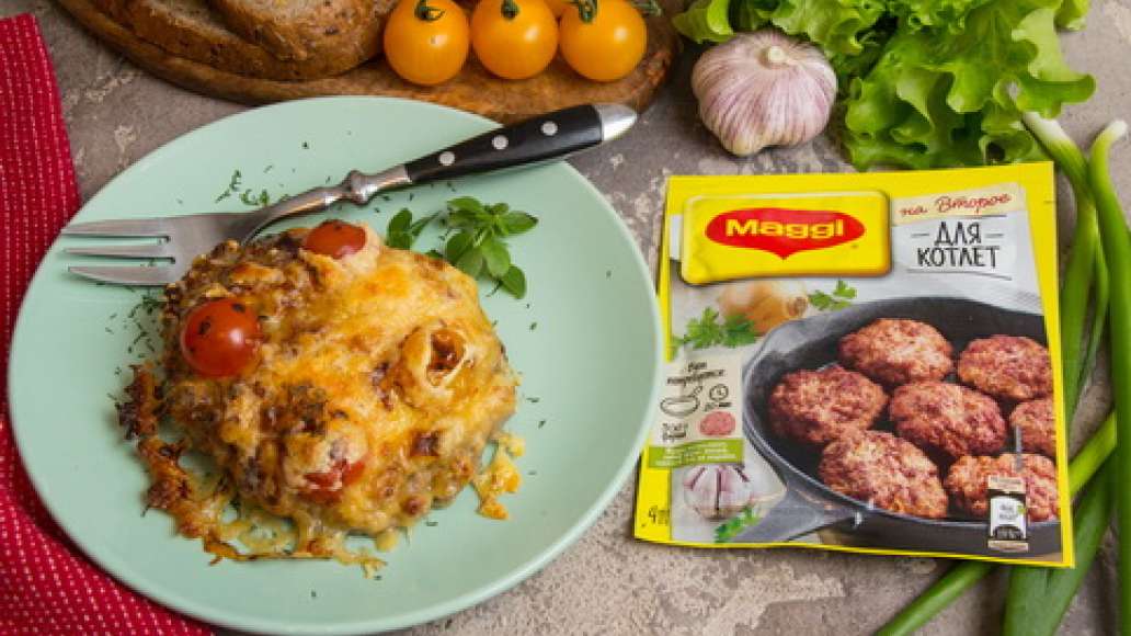 Шаг 4 - Котлета под сырной шапкой с помидорами черри