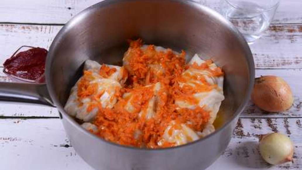 Шаг 4 - Голубцы с мясом и картошкой