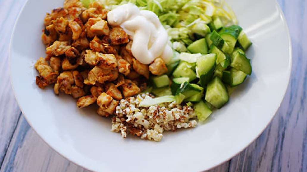 Шаг 6 - Вкусный салат с яичным блином
