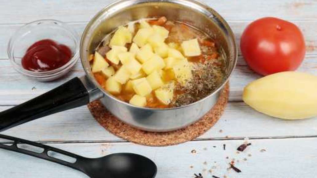 Шаг 3 - Сочное мясное рагу