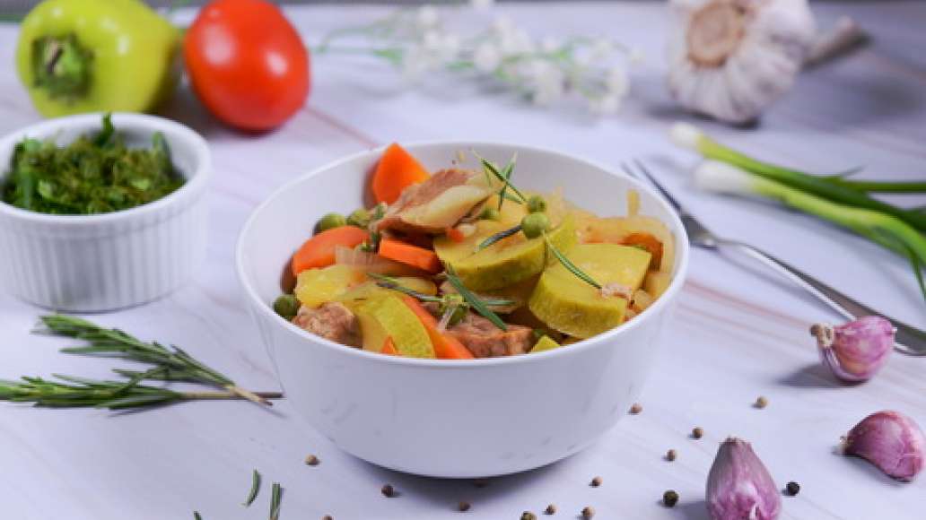 Шаг 6 - Рагу в мультиварке с мясом
