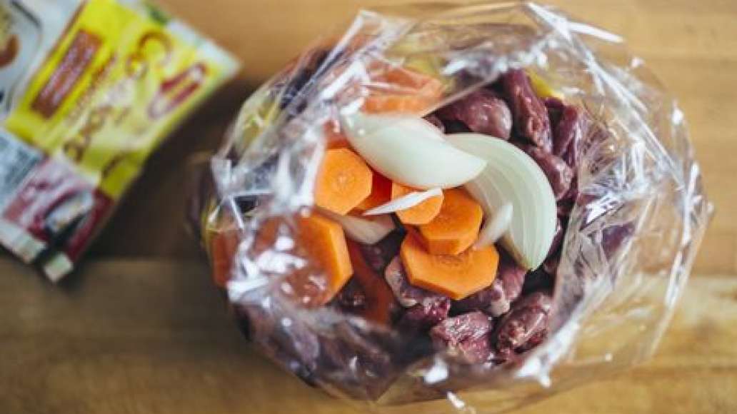Шаг 3 - Жаркое с куриными сердечками