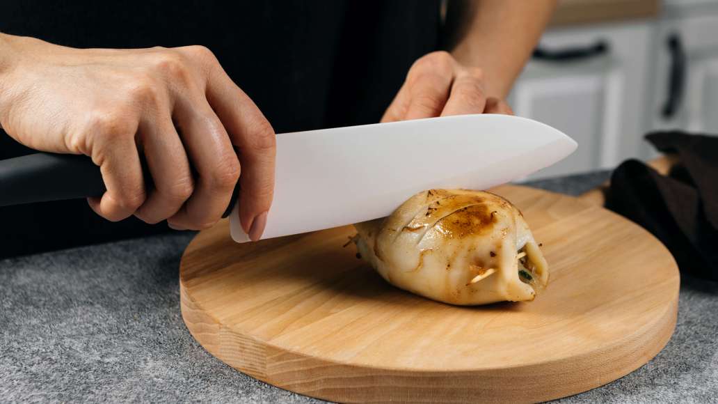Шаг 5 - Фаршированные кальмары с начинкой из мяса, грибов и лапши