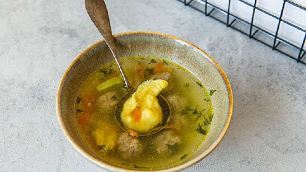 Шаг 7 - Вкусный суп с фрикадельками и клецками