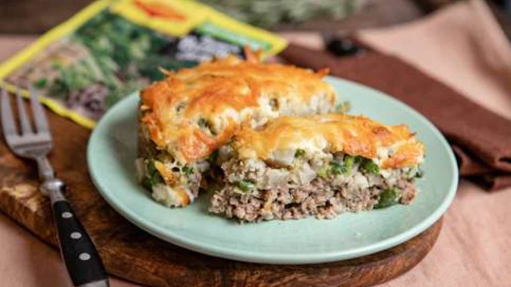 Шаг 4 - Отбивная из фарша с овощами в духовке