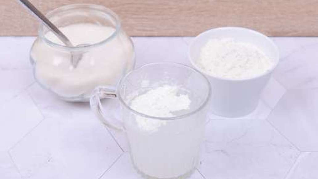 Шаг 2 - Кисель из кукурузного крахмала и замороженной смородины