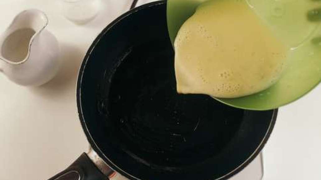 Шаг 6 - Тонкий омлет