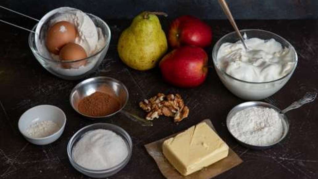 Шаг 1 - Панчо с грушами, яблоками и орехами