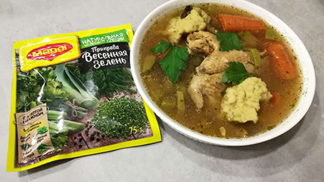 Шаг 9 - Куриный суп с сырными клецками