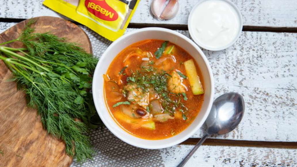 Шаг 3 - Рассольник постный с рисом, фасолью  и овощами
