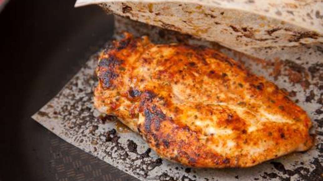 Шаг 5 - Салат с куриной грудкой и запеченными овощами