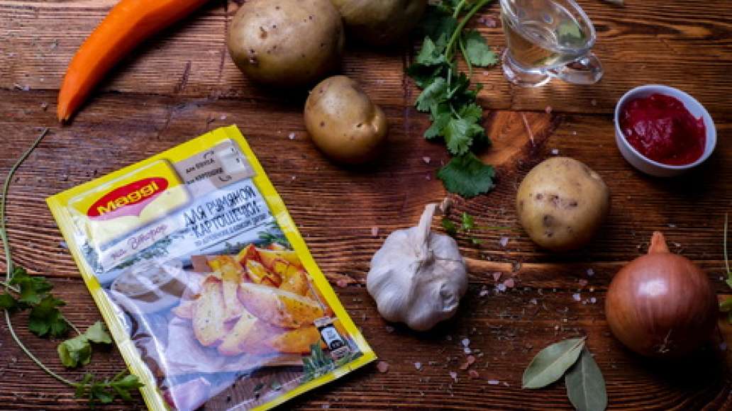 Шаг 1 - Картофельное рагу с maggi®