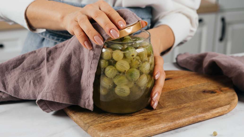 Шаг 4 - Душистое варенье из зеленого крыжовника на зиму