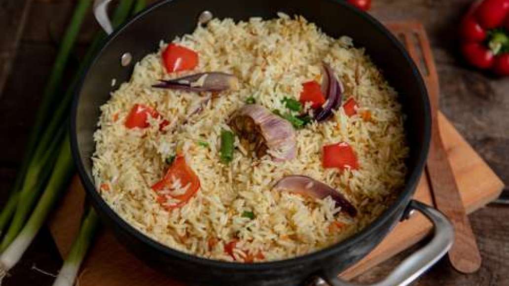 Шаг 3 - Вегетарианский плов с нутом и овощами