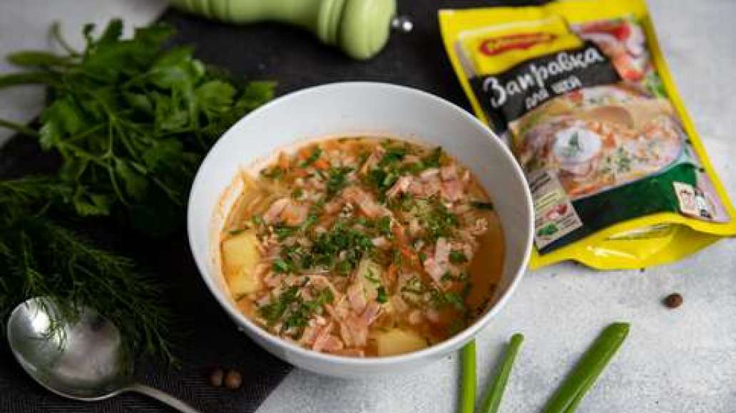 Шаг 3 - Щи уральские с перловкой и копченостями