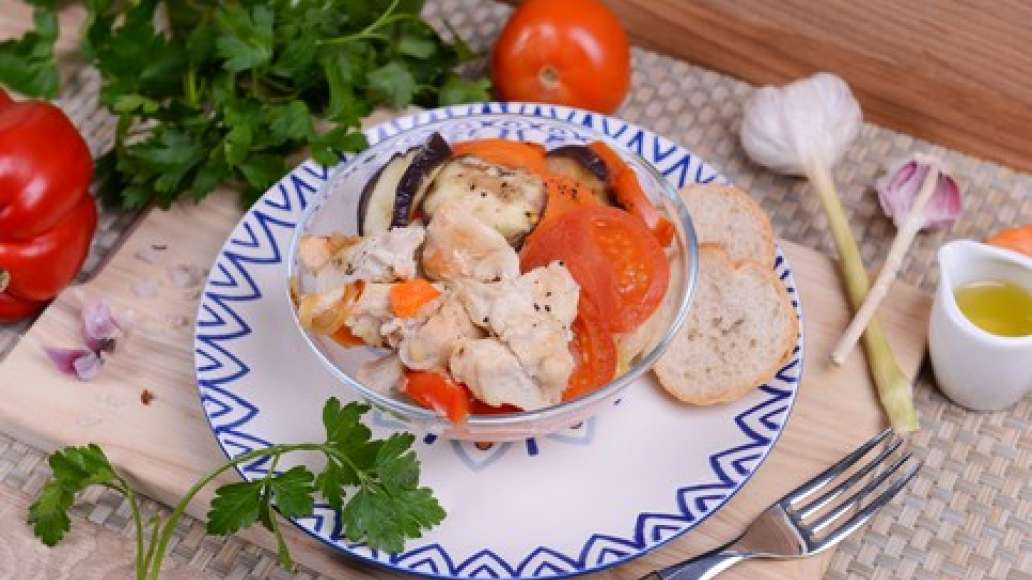 Шаг 5 - Курица с баклажанами по-гречески