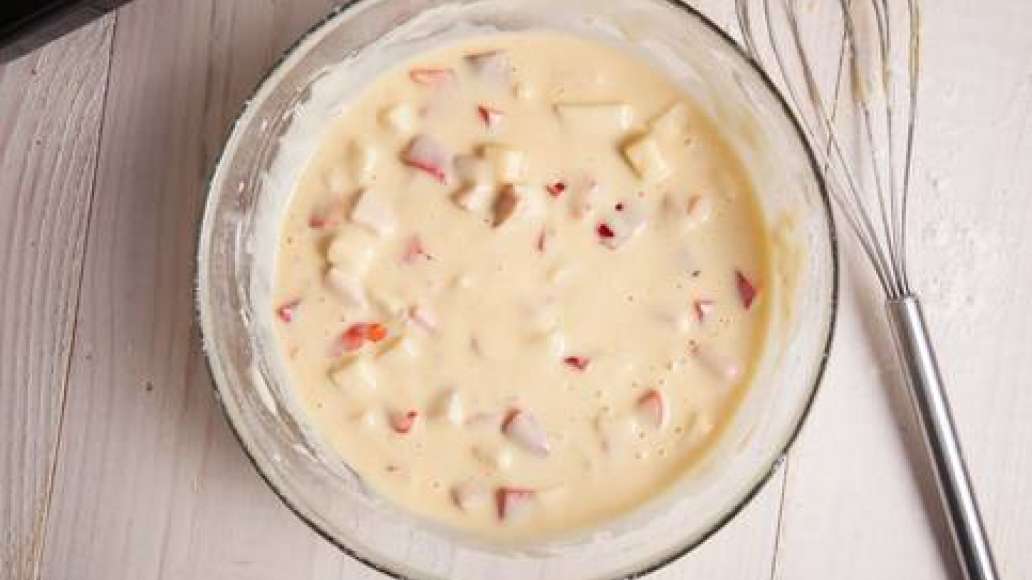 Шаг 4 - Кекс с грудинкой и овощами