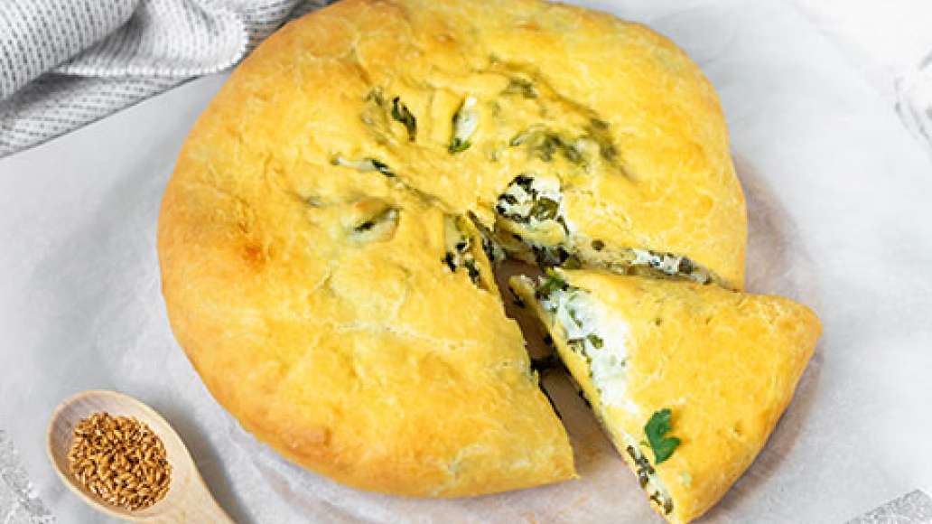 Шаг 10 - Хачапури с зеленью и сыром
