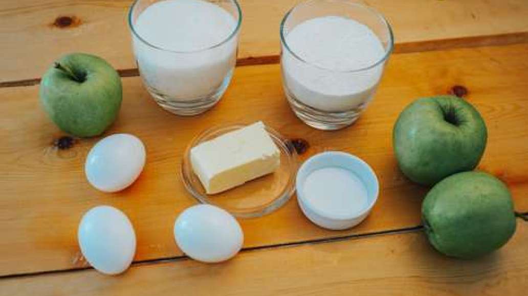 Шаг 1 - Шарлотка сахарная