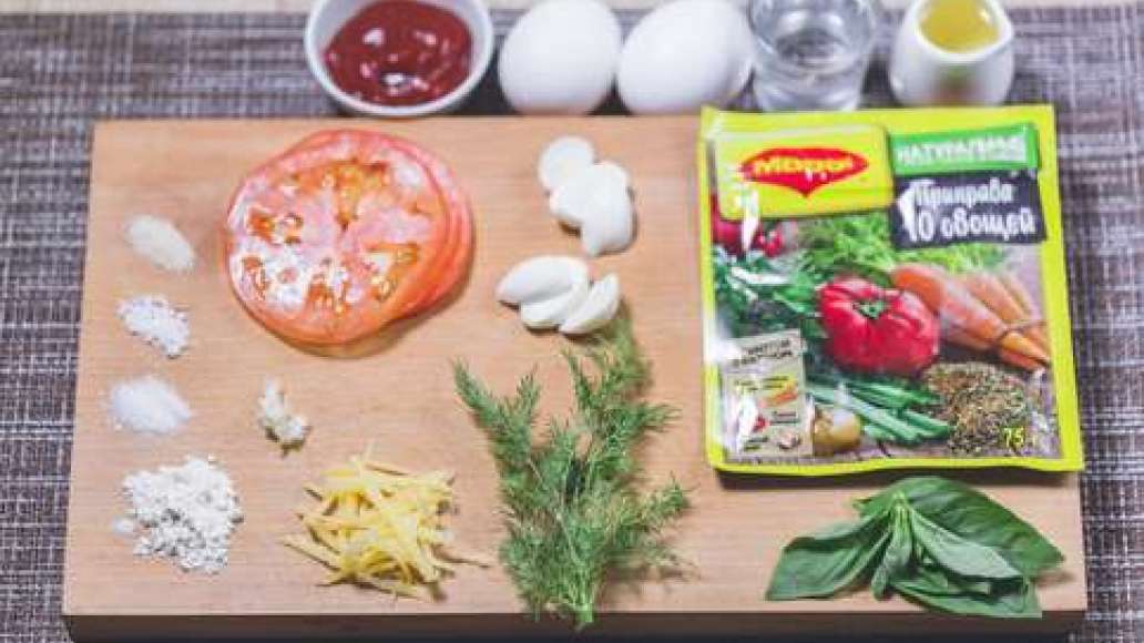 Шаг 1 - Классическая пицца маргарита с помидорами, моцареллой и базиликом