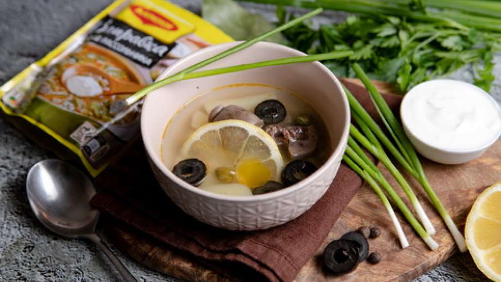 Шаг 3 - Рассольник по-царски с почками, каперсами и маслинами