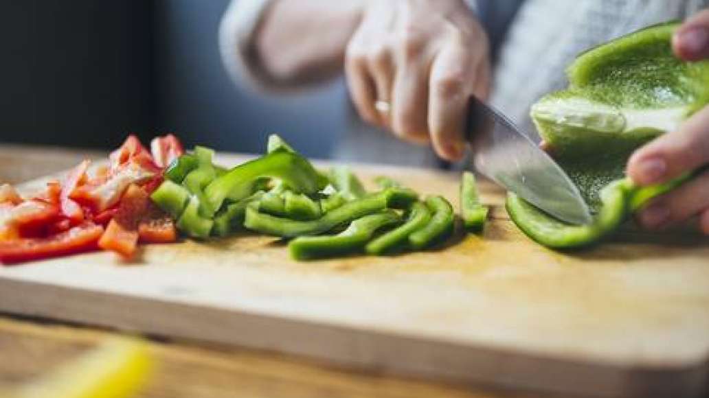 Шаг 1 - Запеченная куриная грудка с гарниром из стручковой фасоли