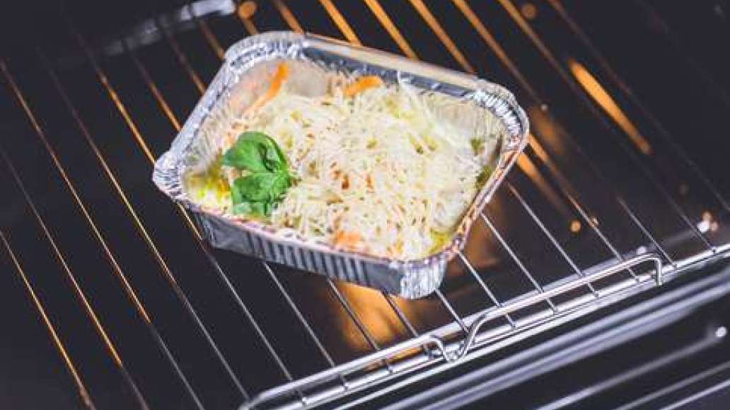 Шаг 3 - Аппетитная курица со сливками по-итальянски с базиликом