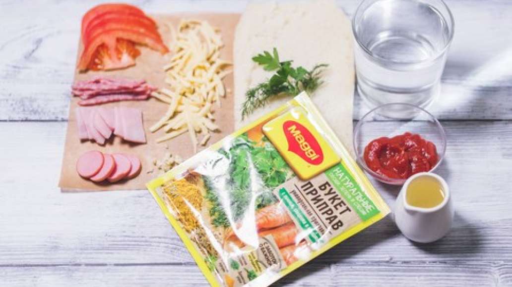 Шаг 1 - Пицца на лепешке из батона мясная