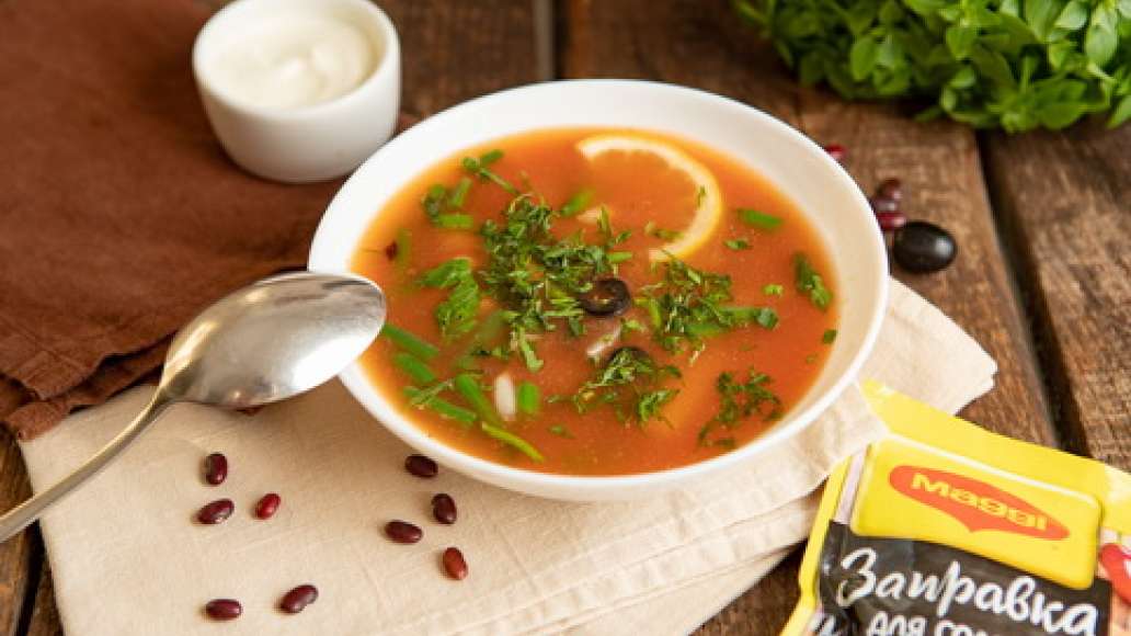 Шаг 4 - Солянка суп постная с капустой, помидорами и фасолью