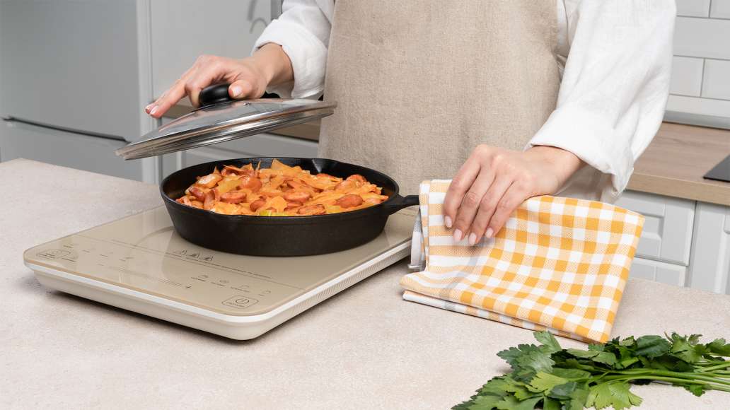 Ароматная солянка с сосисками: шаг 3 Ароматная солянка с сосисками: шаг 3