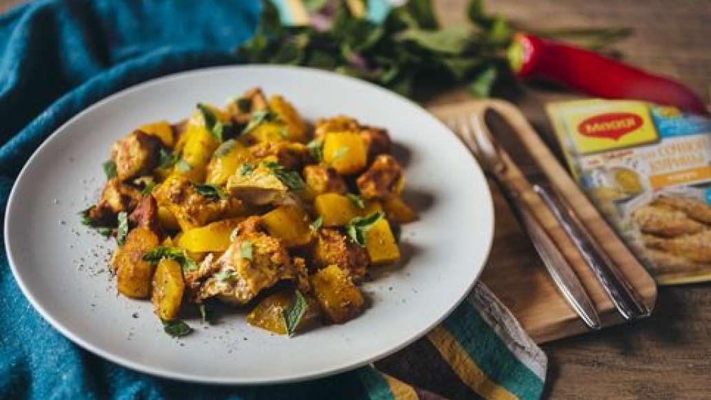 Тыквенное карри с курицей готово. 
