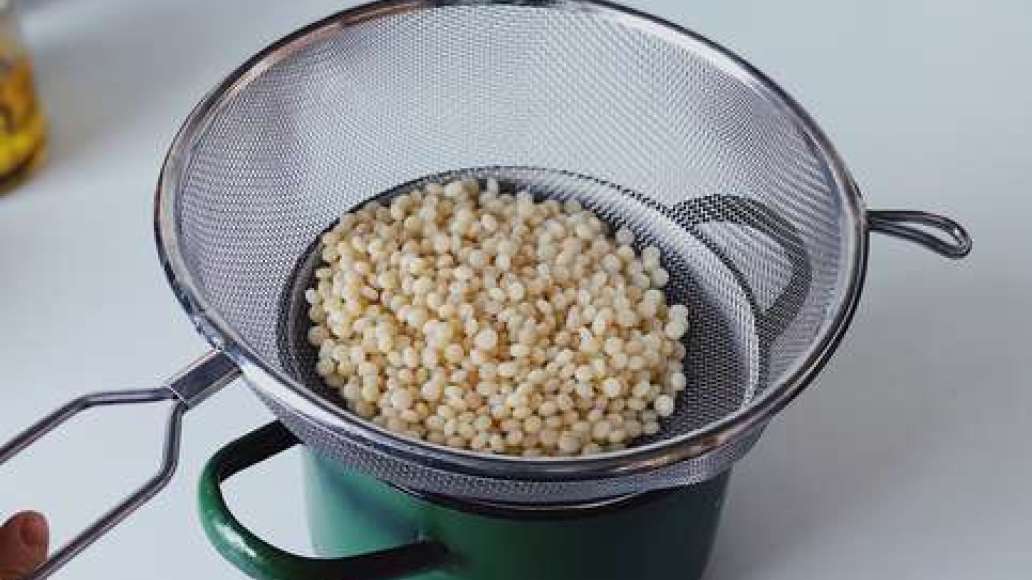 Птитим отварить по инструкции на упаковке. Посолить по вкусу. Слить воду. Птитим отварить по инструкции на упаковке. Посолить по вкусу. Слить воду.