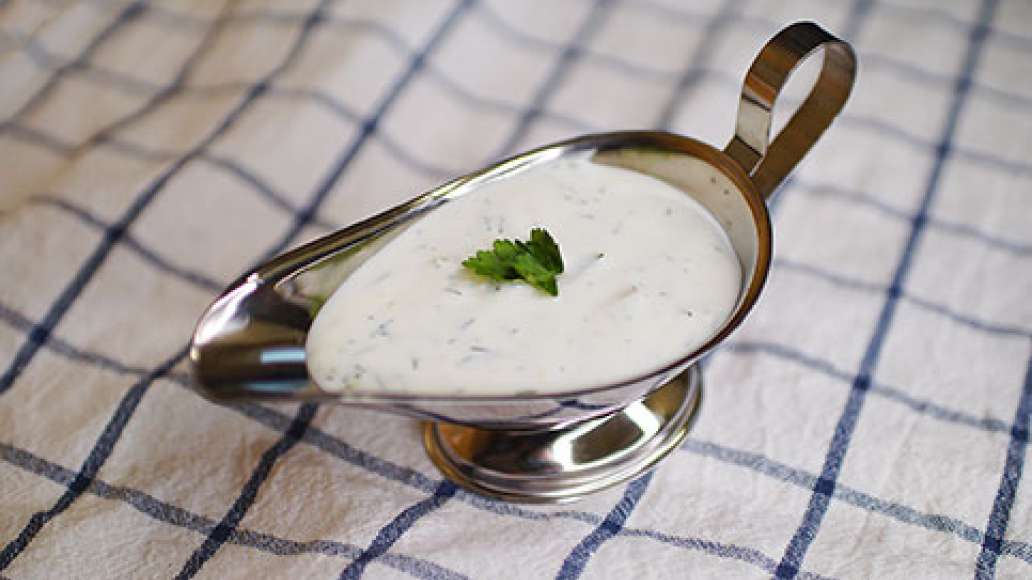Соус готов! Можно подавать к мясу.