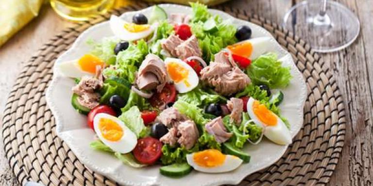 Салат с тунцом и яйцом - пошаговый рецепт с фото от экспертов Maggi