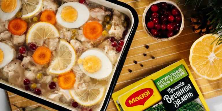 Праздничная заливная рыба с яйцом и лимоном - рецепт приготовления с фото от Maggi.ru