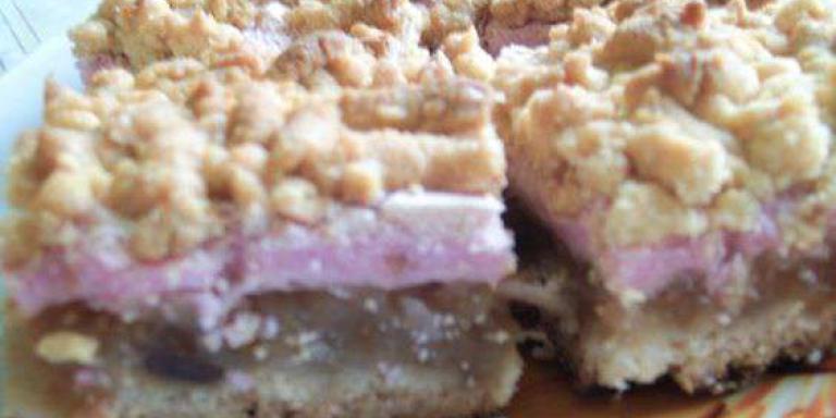 Яблочный пирог с розовым муссом - рецепт с фото от Maggi.ru