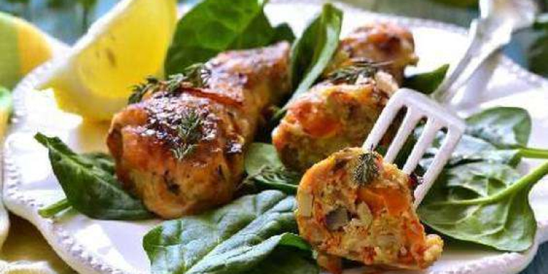 Курица, тушеная с кабачками и помидорами - рецепт с фото от Магги