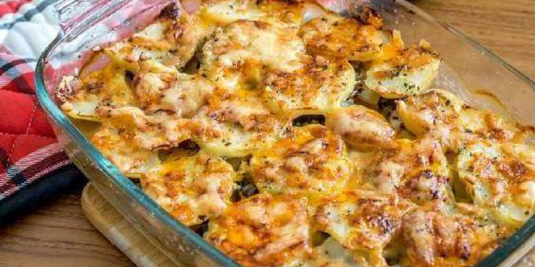 Деревенская запеканка из картофеля с овощами - рецепт с фото от Магги