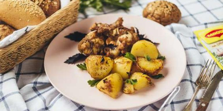 Кролик, запеченный с картофелем и луком - рецепт с фото от Магги