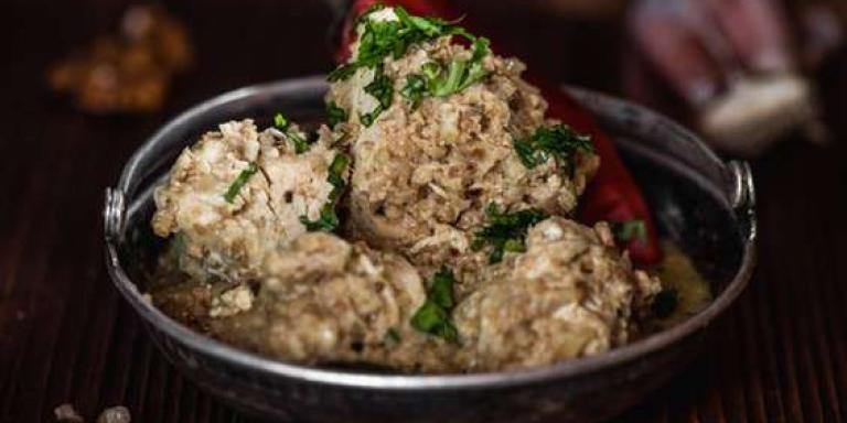 Сациви из курицы в ореховом соусе — рецепт с фото от Maggi.ru