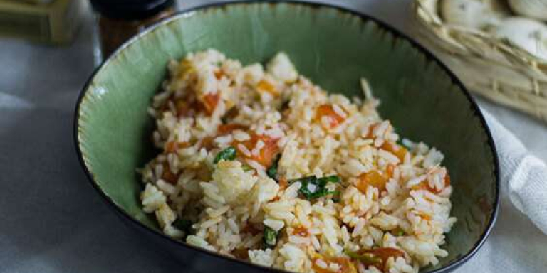 Классическая солянка с капустой и сосисками - рецепт с фото от Магги