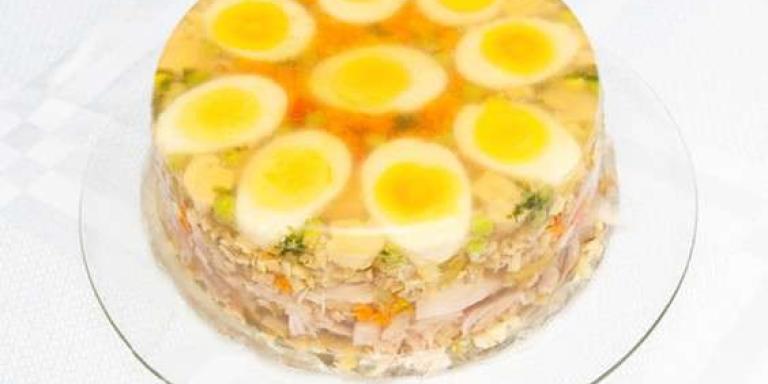 Куриный холодец с яйцами - рецепт приготовления с фото от Maggi.ru